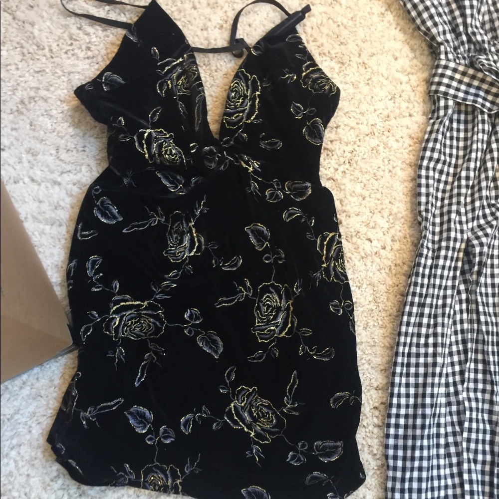 Xs Lf Black Dress